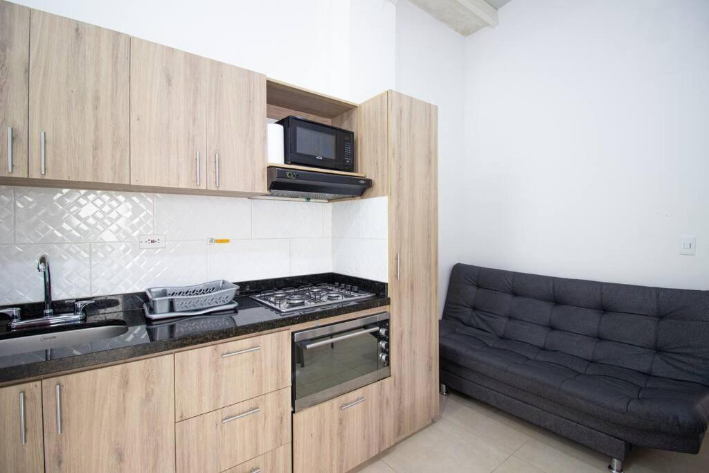 Apartamento Sector Estadio Y Laureles Internet Fibra Optica