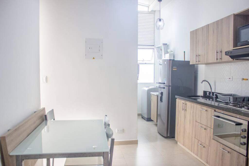 Apartamento Sector Estadio Y Laureles Internet Fibra Optica *